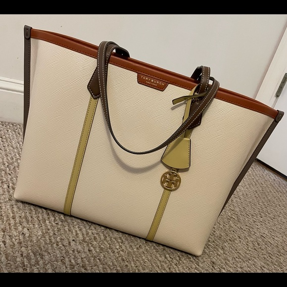 Tory Burch Handbags - Triple Compartment Tote ❤️Brie/Beeswax/Hot Chocolate